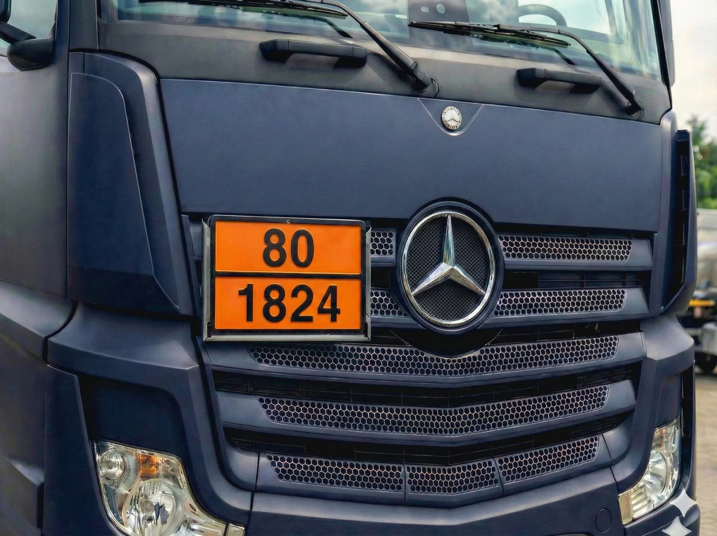 80-1824 SODYUM HİDROKSİT Levhası