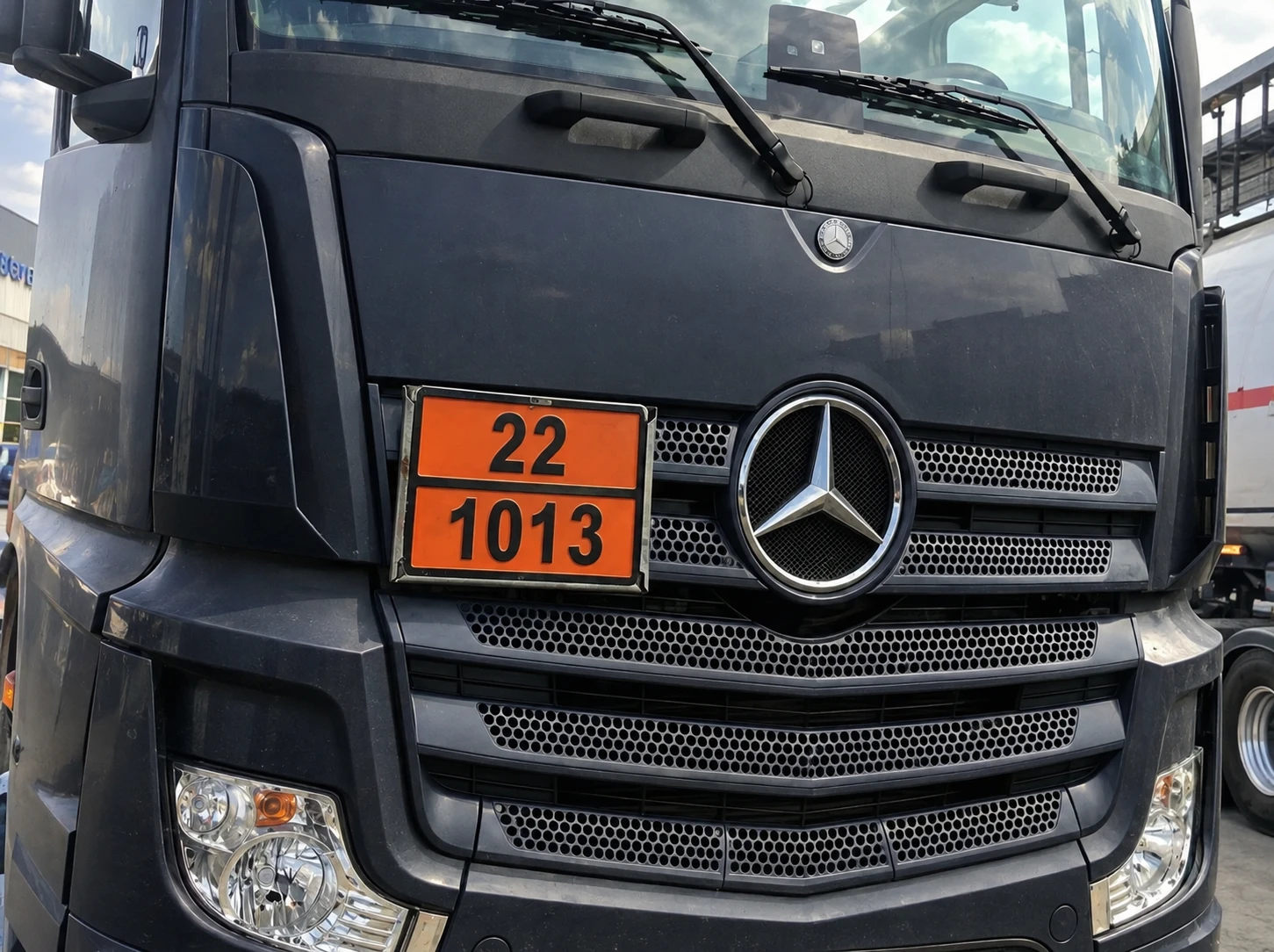 22-1013 KARBONDİOKSİT (Sıkıştırılmış Gaz) Levhası