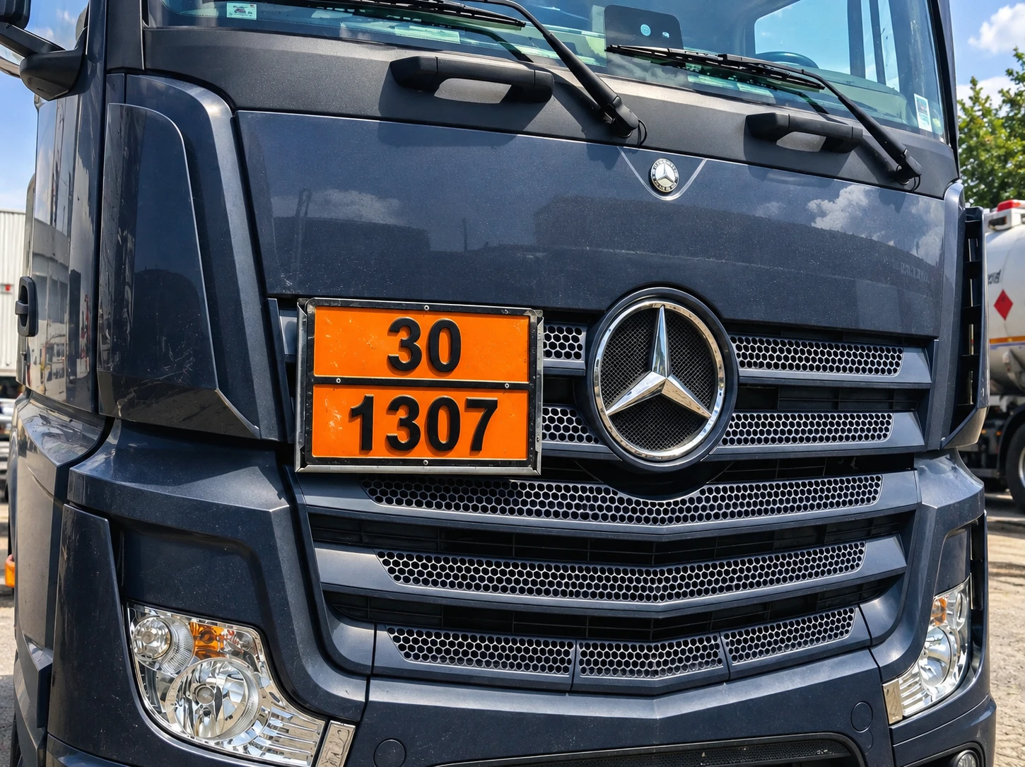 30-1307 KSİLENLER Tanker Levhası